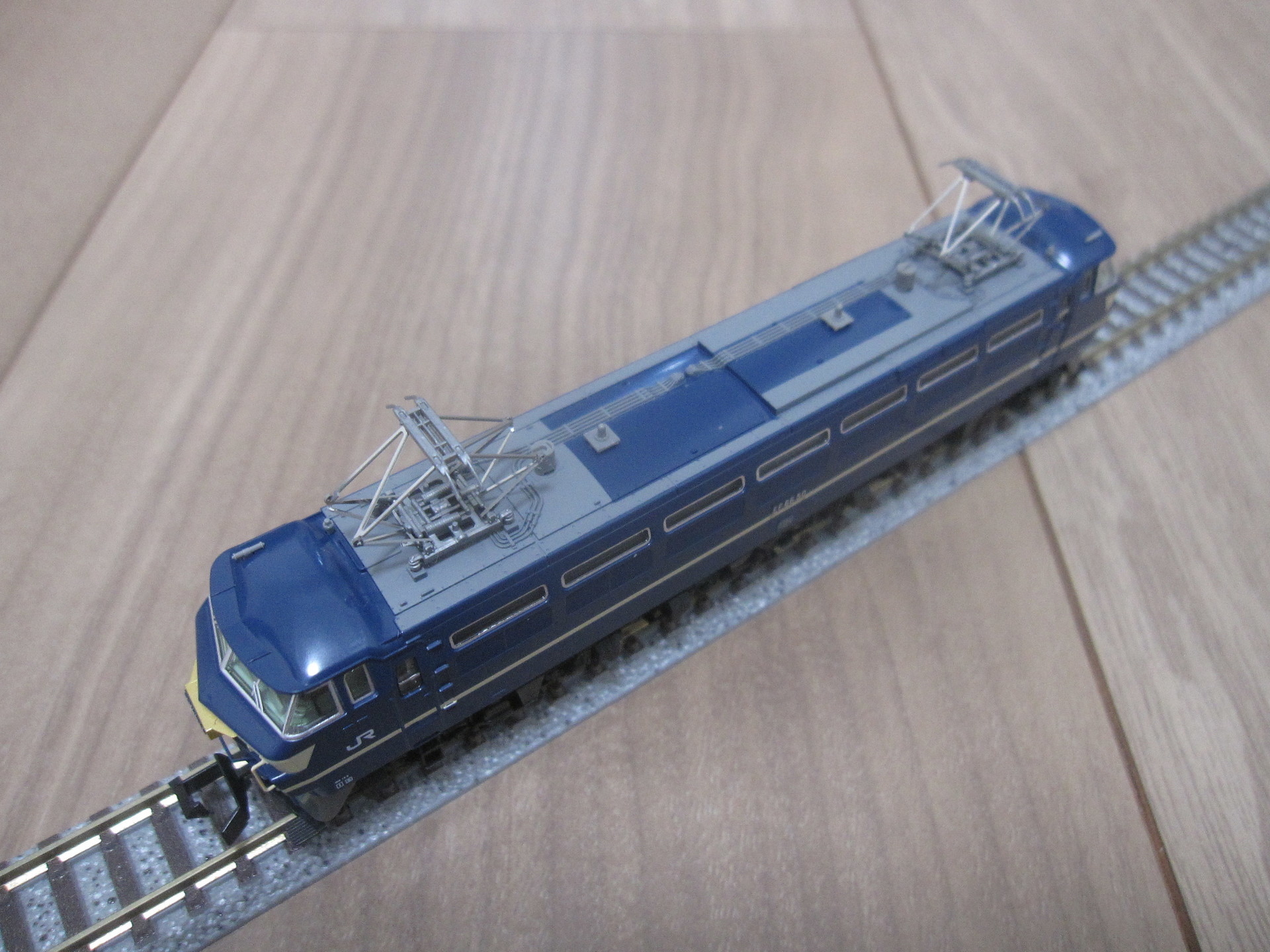 もう一つ工夫が欲しい！ (tomix EF66形(後期型) 入線