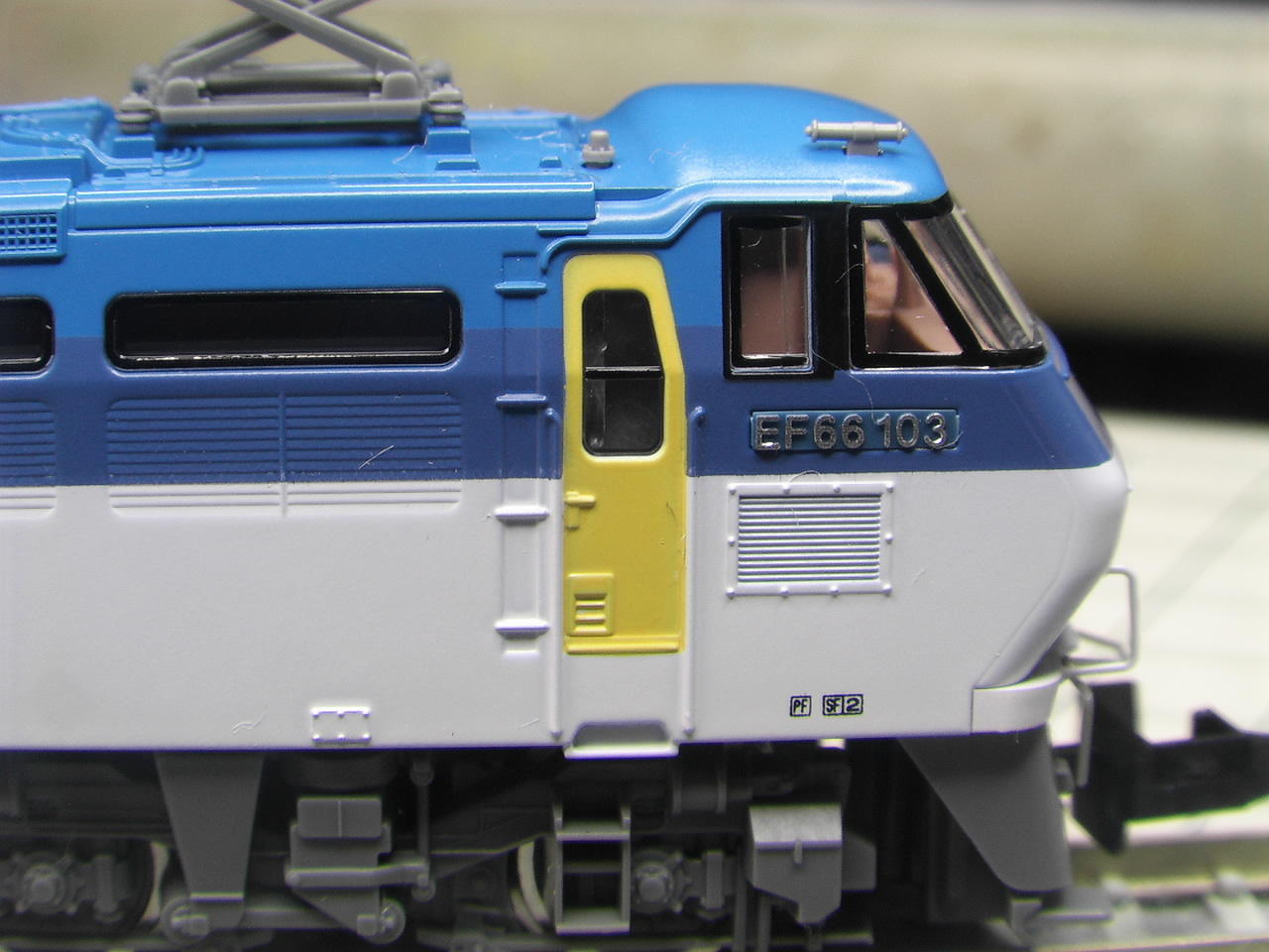TOMIX Nゲージ EF66 100番台(品番2124) - 鉄道模型